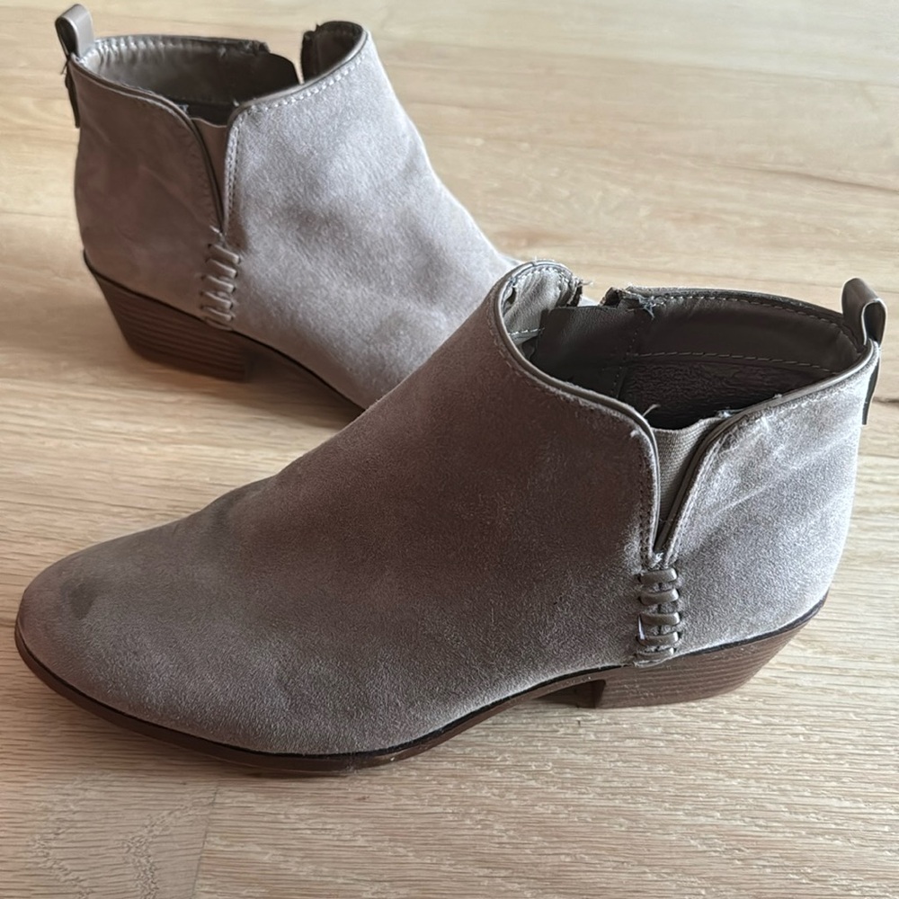 Sam & Libby Size 7 1/2